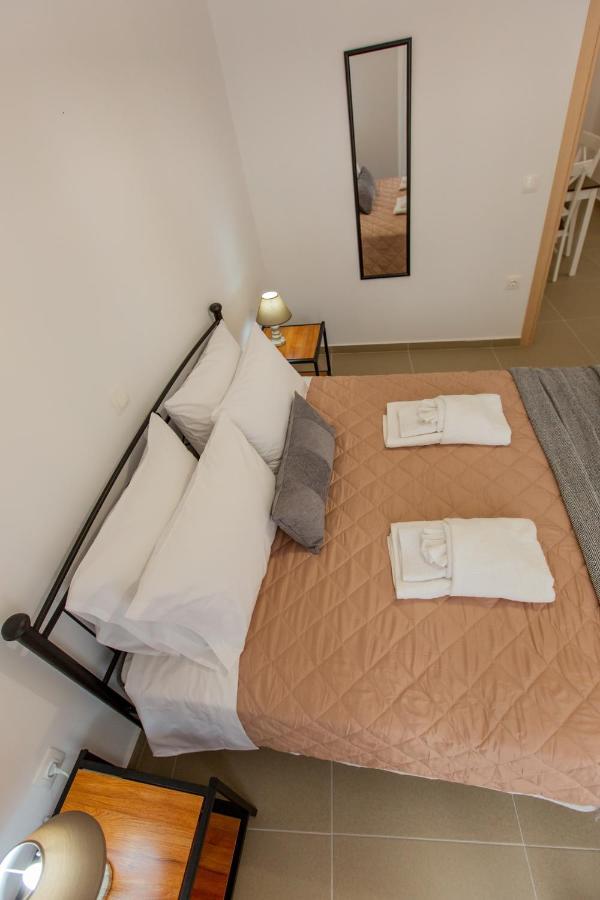 Costos Condos New 10B 2 Bedrooms Condo Nafpaktos Bagian luar foto
